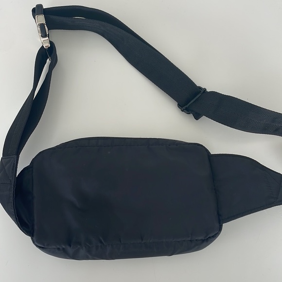 Aritzia Main Character Belt Bag - Picture 3 of 4